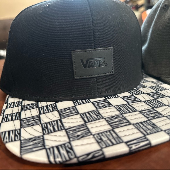 Vans Hats - NWOT - Picture 13 of 14